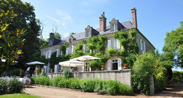 Domaine De Vilotte Bed & Breakfast Ardenais Exterior photo