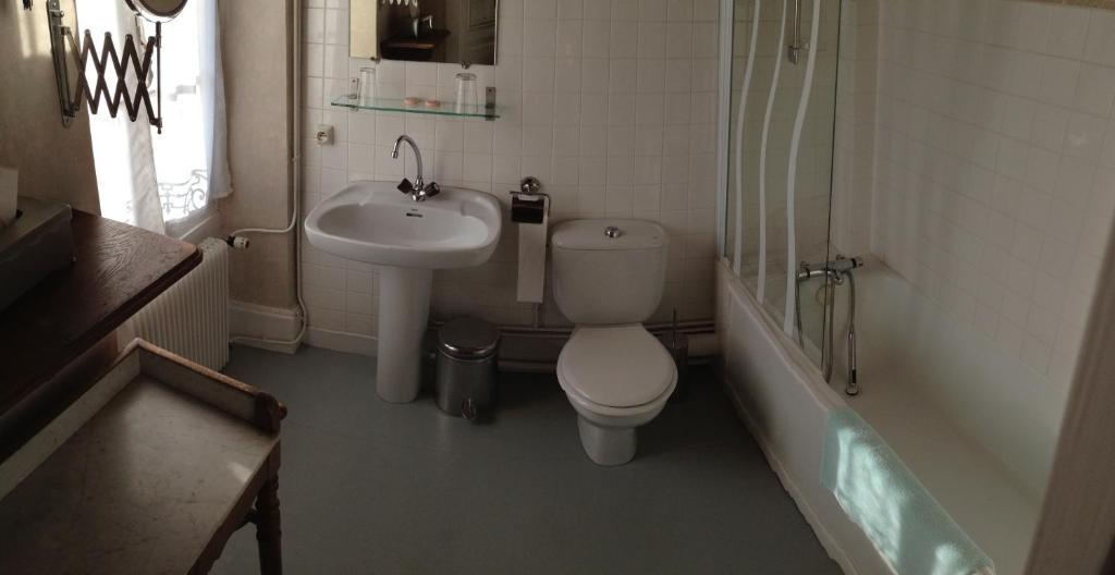 Domaine De Vilotte Bed & Breakfast Ardenais Room photo